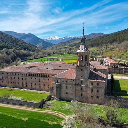 Hosteria Del Monasterio De San Millan ซานมีญัน เด ลาโกโกญา ภายนอก รูปภาพ