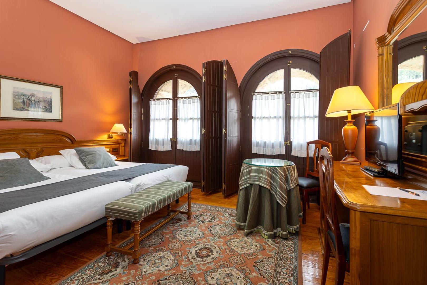 Hosteria Del Monasterio De San Millan ซานมีญัน เด ลาโกโกญา ภายนอก รูปภาพ