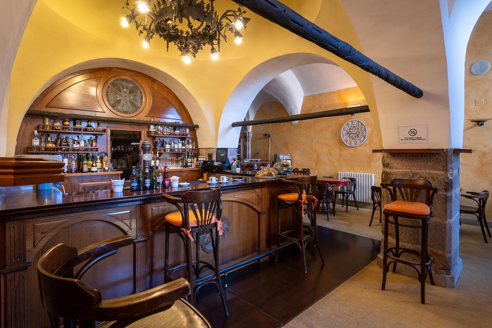 Hosteria Del Monasterio De San Millan ซานมีญัน เด ลาโกโกญา ภายนอก รูปภาพ