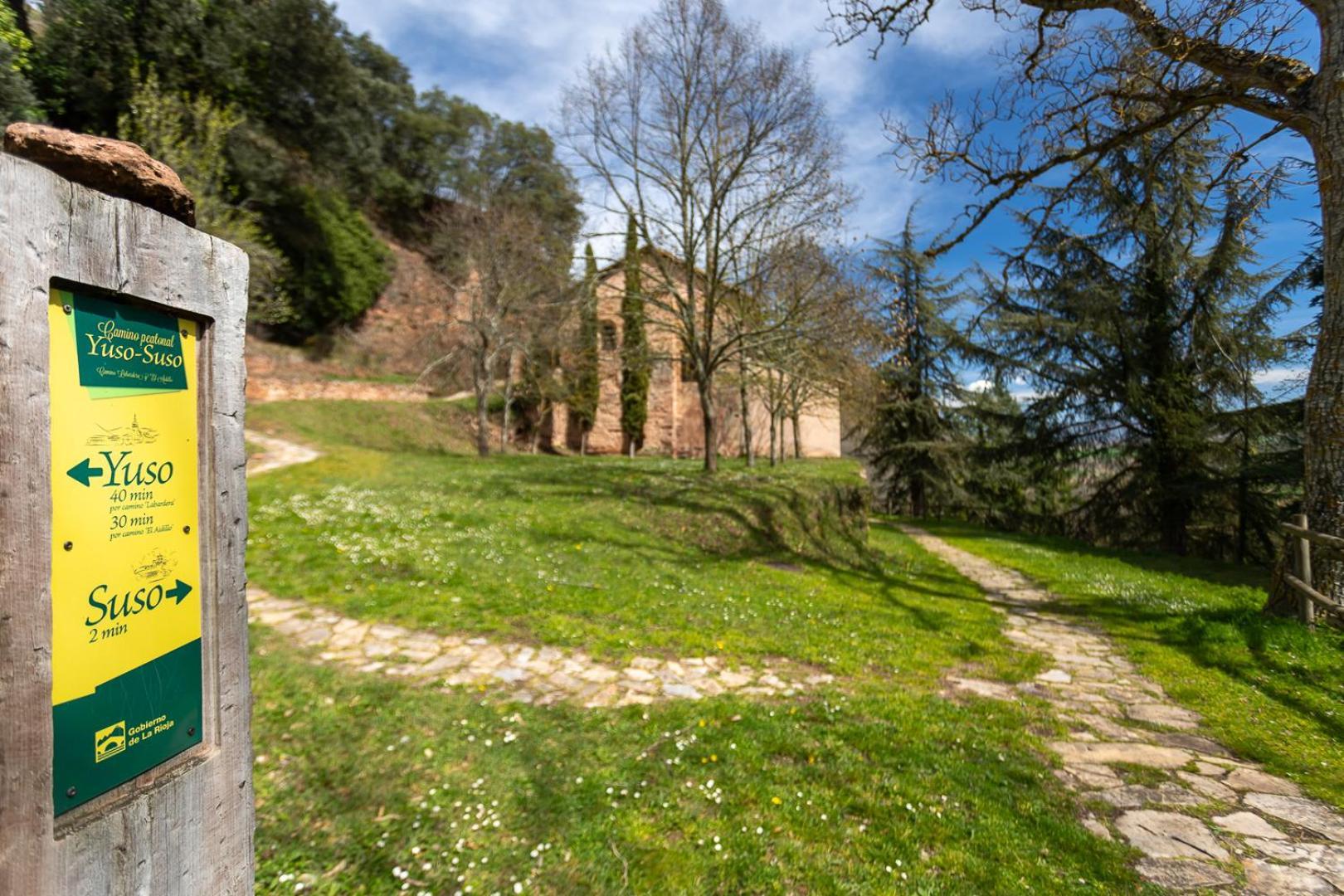 Hosteria Del Monasterio De San Millan ซานมีญัน เด ลาโกโกญา ภายนอก รูปภาพ