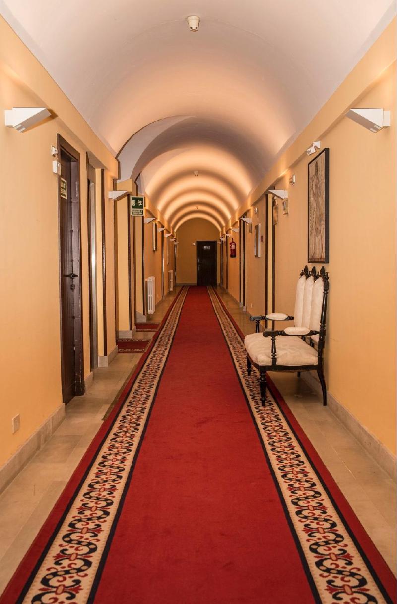 Hosteria Del Monasterio De San Millan ซานมีญัน เด ลาโกโกญา ภายนอก รูปภาพ